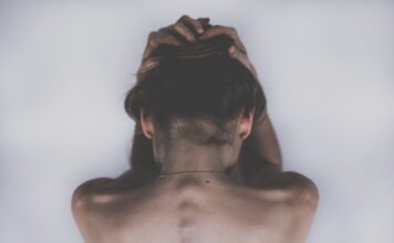 Czy na kręgosłup można dostać grupę?